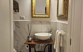 Niloufar Residence Napoli
